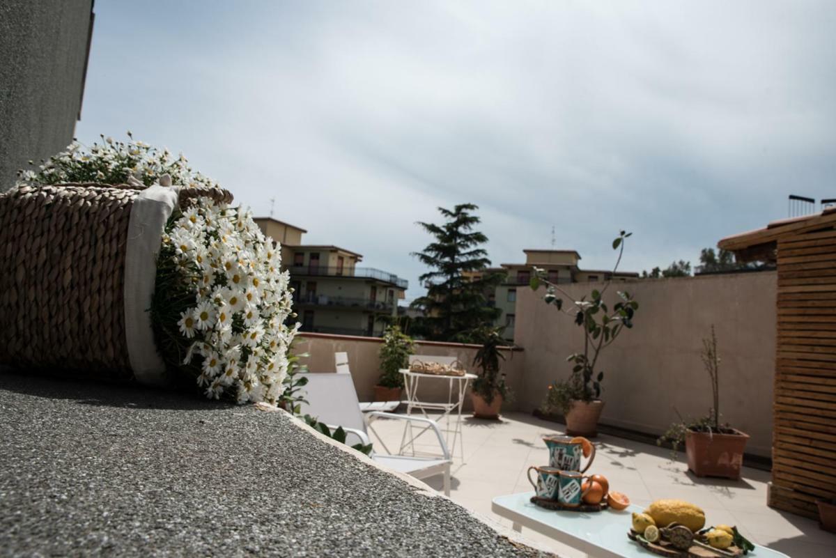 Terrazzo Siciliano Apartamento Riposto Exterior foto